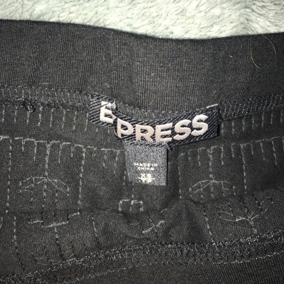 Express Aztec Sequin mini skirt - Picture 3 of 3